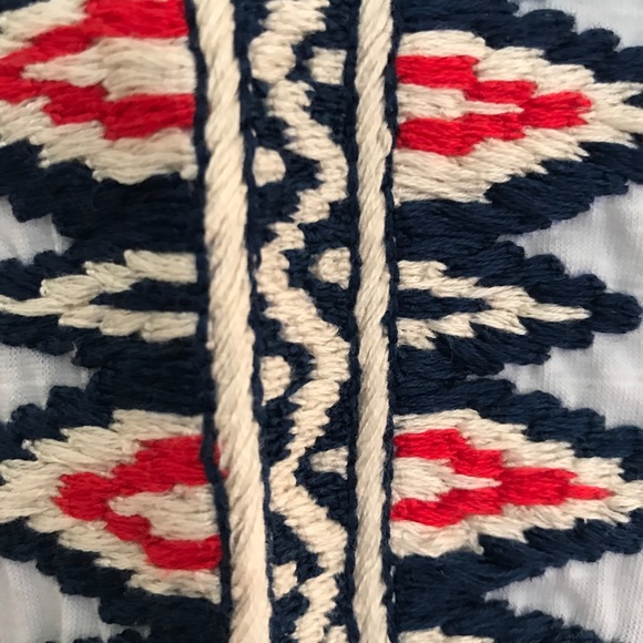 NWT Pepin Embroidered Tee Size Small - Picture 5 of 7